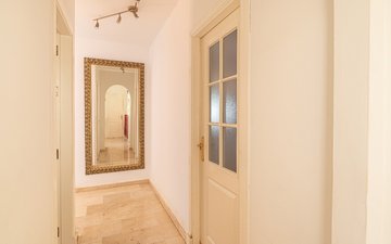 Property slide 21