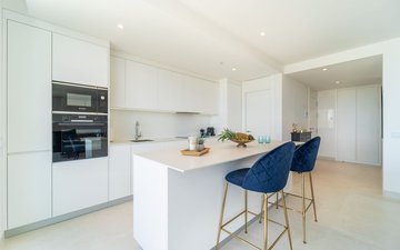 Property slide 10