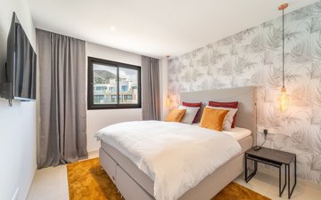 Property slide 19