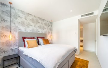 Property slide 20