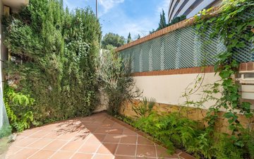 Property slide 17