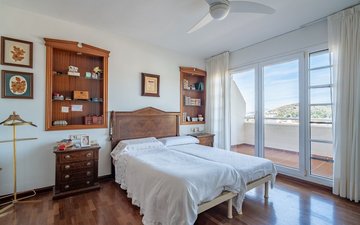 Property slide 21