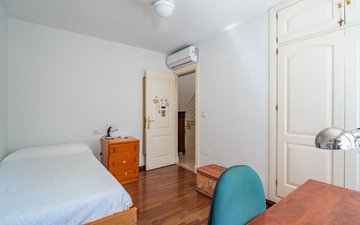 Property slide 25