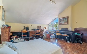 Property slide 33