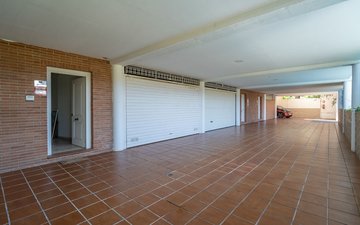 Property slide 44
