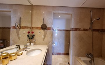 Property slide 21