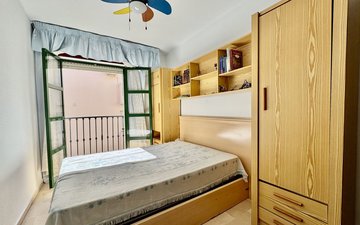 Property slide 10
