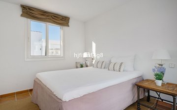 Property slide 20