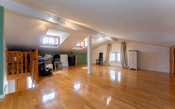 Property slide 42