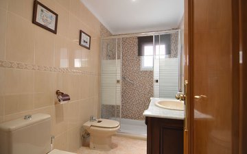 Property slide 18