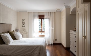 Property slide 16
