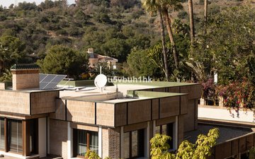 Property slide 46