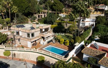 Property slide 48
