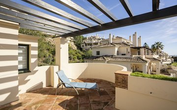 Property slide 25