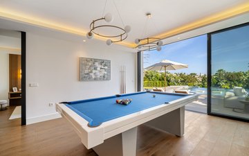 Property slide 25