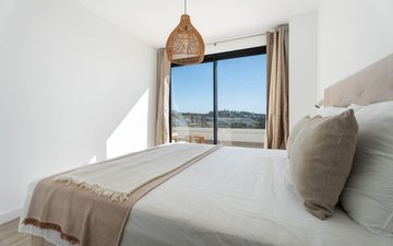 Property slide 40
