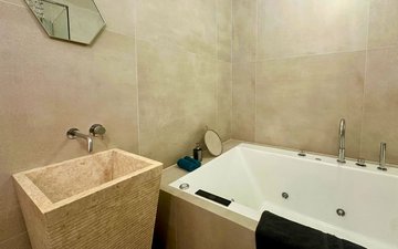 Property slide 23