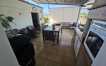Property slide 18