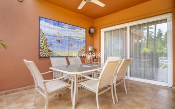 Property slide 18