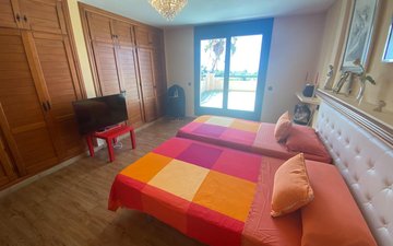 Property slide 39
