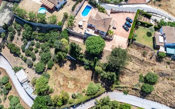 Property slide 26