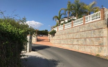 Property slide 43