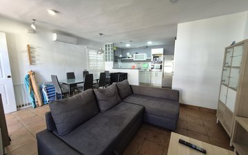 Property slide 10