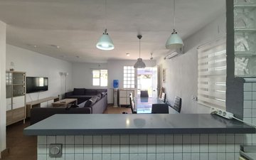 Property slide 14