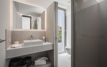 Property slide 48