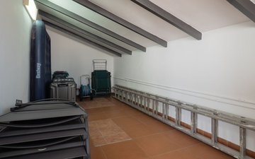 Property slide 31