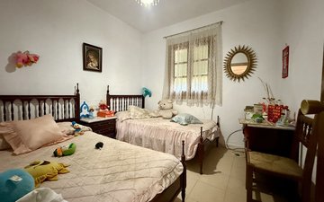 Property slide 8