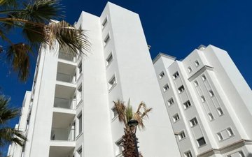 Property slide 19