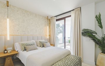 Property slide 24