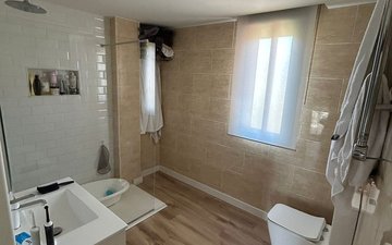 Property slide 25