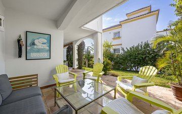 Property slide 25