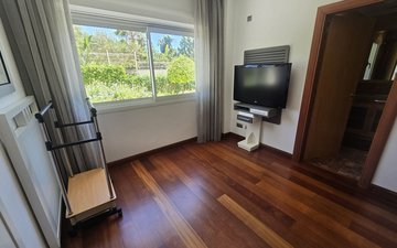 Property slide 24
