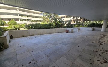 Property slide 39