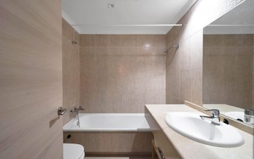 Property slide 25