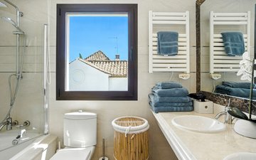 Property slide 31