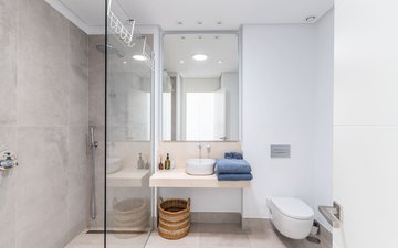 Property slide 24