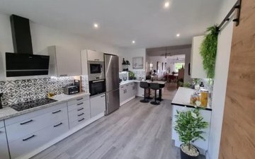 Property slide 14