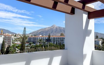 Property slide 30