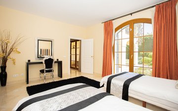 Property slide 50