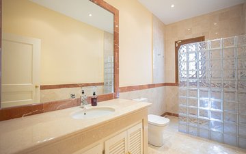 Property slide 61