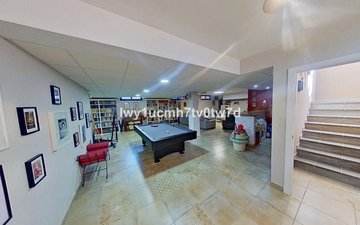Property slide 16