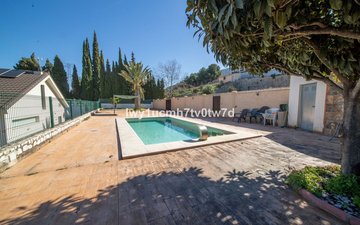 Property slide 26