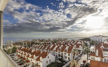 Property slide 48