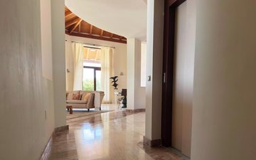 Property slide 19