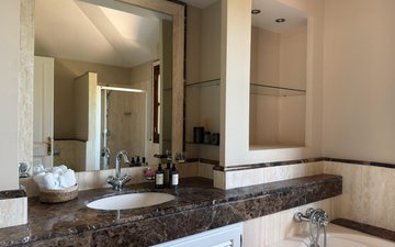 Property slide 39