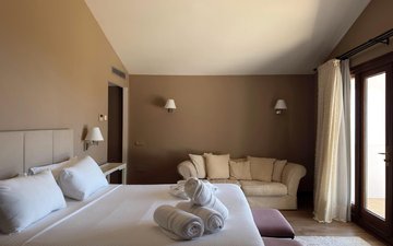 Property slide 60